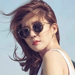 European and American trendy marine-lens sunglasses for women, personalized fashion glasses, cross-border new metal oval-frame sunglasses.