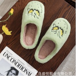 Cross-border Christmas funny Green Grinch fur slippers, comfortable and warm cotton slippers for winter couples, plush slippers.