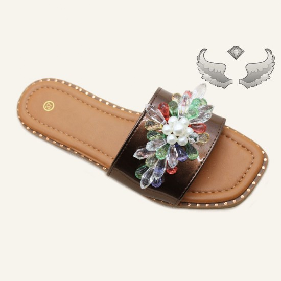 Foreign trade Chaozhou women's summer new fashion accessories, slippers for outdoor use, factory ladies slippers.