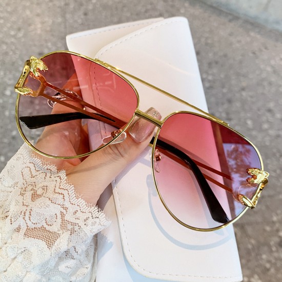 New stylish large-frame UV protection sunglasses, metal cat-eye sunglasses for women, high-end influencer sunglasses