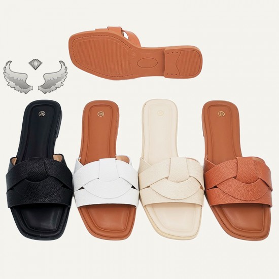 Foreign Trade Chaozhou Women's Shoes Summer Fashionable Versatile Non-Slip Flip Flops with Metallic Decorations, Wholesale Slippers