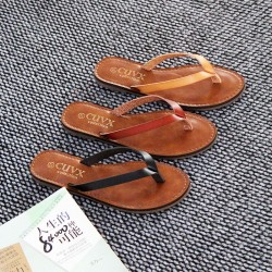 High-quality wholesale women's slippers, new summer non-slip beach shoes.