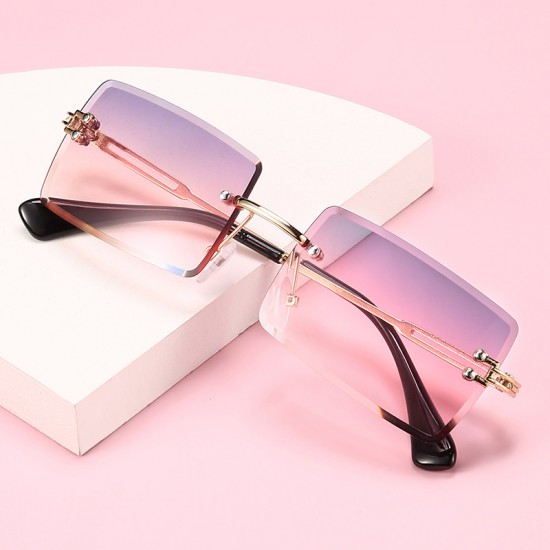 New rimless, trimmed square gradient sunglasses, European and American fashion trends, influencer street style sunglasses for women, ocean-lens sunglasses