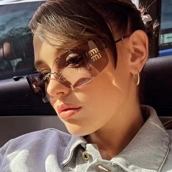 New rimless square sunglasses with trimmed edges, trendy European and American sunglasses, cross-border fashionable marine-lens small-frame sunglasses.