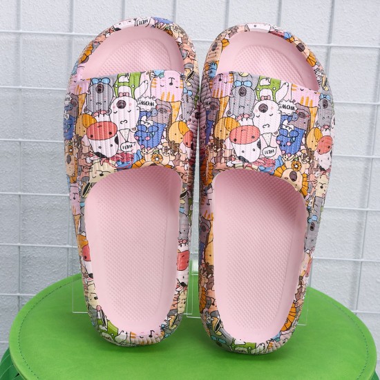 Summer cartoon print, couple's slippers. EVA slippers for both home and outdoor use