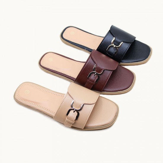 Chaozhou craft shoes, women's flat fashion accessories, wholesale spot women's slippers.