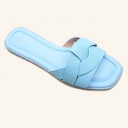 Factory price wholesale, in-stock, fashionable, versatile, multi-colored women's slippers.