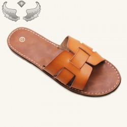 Cape Verde Wholesale Fashionable, Rhinestone-Encrusted Women's Crafted Shoes: Non-Slip, Lightweight Beach Slippers