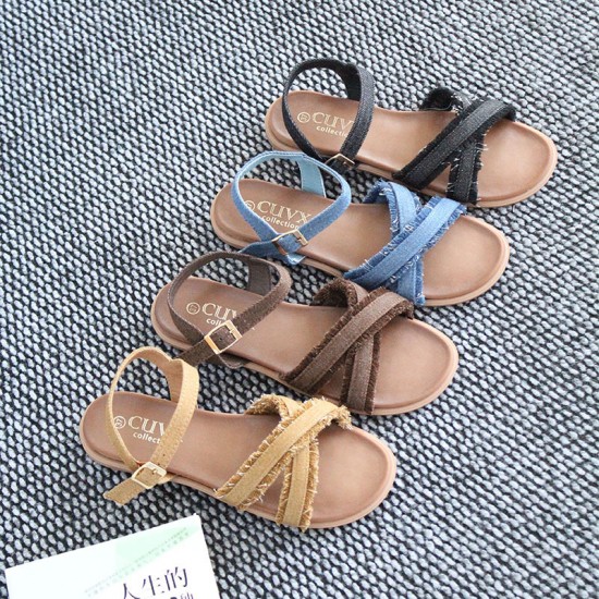Chaozhou factory-in-stock women's sandals, new cross-strap, non-slip beach shoes, craft shoes, ladies sandals.