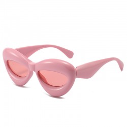 New multi-color bubble sunglasses, European and American Instagram-style cat-eye sunglasses, trendy fashion, influencer runway sunglasses
