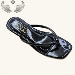 Factory Women's Slippers: New Style, Fashionable, Non-Slip Women's Slippers for Summer
