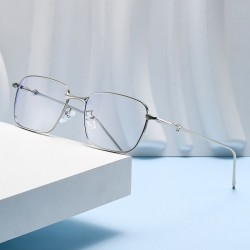 Korean-style fashionable influencer-style flat glasses, new square frames, blue light protection, sweet and fresh metal frames