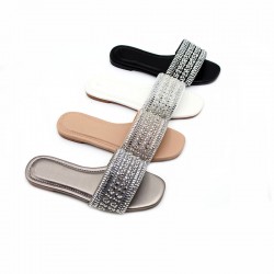 Factory direct sale of light luxury, fashionable diamond-encrusted craft shoes, women's casual flat slippers, wholesale slippers.