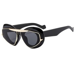 Y2K Millennial Hottie fashion sunglasses for women, Instagram influencer sunglasses, special-shaped curved futuristic sunglasses.