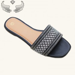 Wholesale Trade Flat Sandals: Women's Fashionable, Wholesale Slippers