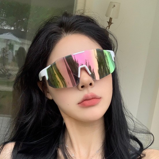 Cross-border Y2K personalized cyberpunk sunglasses, European and American hip-hop, cool and stylish square sunglasses.
