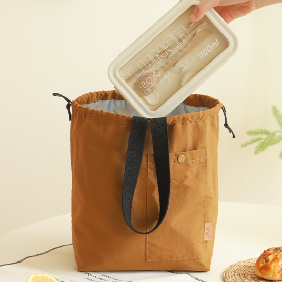 Pure Time carefully selected nylon waterproof lunch bag for office workers and students, suitable for taking children out for a stroll.