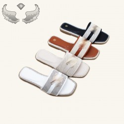 Chaozhou factory wholesale, new, soft, and comfortable women's flat slippers with sparkling rhinestones.