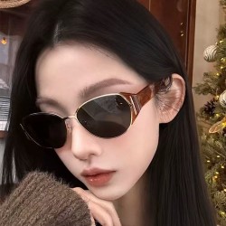 Retro, old-money style cat-eye sunglasses, high-end UV protection sunglasses, new cross-border fashionable small brown glasses