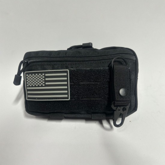 Huo Yue outdoor 6-hole containment sticker, EDC multi-functional bulk tools magic tape, MOLLE tool bag (RANDOM COLOR)