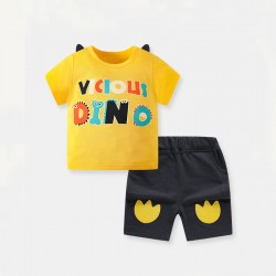 Boys' summer new European and American two-piece suits for children's clothing. Handsome short-sleeved shorts and children's clothing.