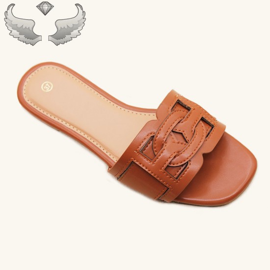 Suriname wholesale direct sales of women's craft shoes, fashionable, diamond-studded, lightweight, non-slip slippers.