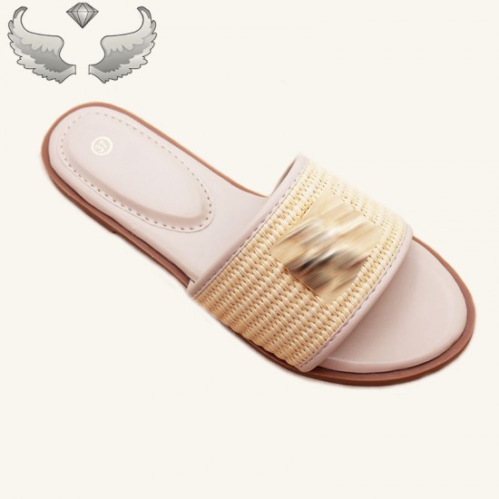 Surinam wholesale spot shoes, women's summer fashionable, casual, versatile flip-flops.