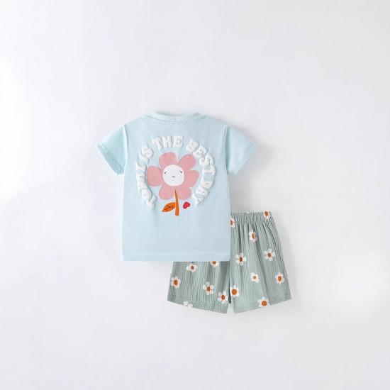 New summer styles for girls: printed Floral homewear, short-sleeved trousers, casual suits, children's stylish two-piece T-shirts.